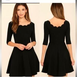NWT Lulus tip the scallops black skater scallop little black dress medium